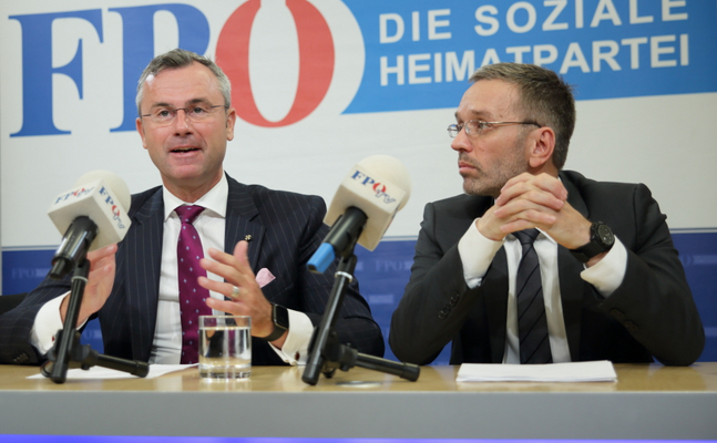 Norbert Hofer und Herbert Kickl bei der PK